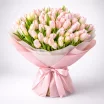 101 нежно-розовый тюльпан в упаковке